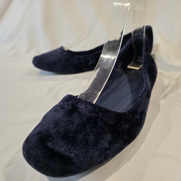 TOMS Briella Ballet Flat Shoes 8 - Picture 1 of 7